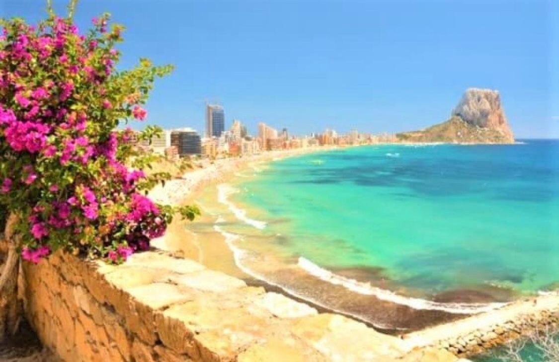 Apartment With Pool & Balcony Less Than 10Min Walk To La Mata Beach! Torrevieja Ngoại thất bức ảnh