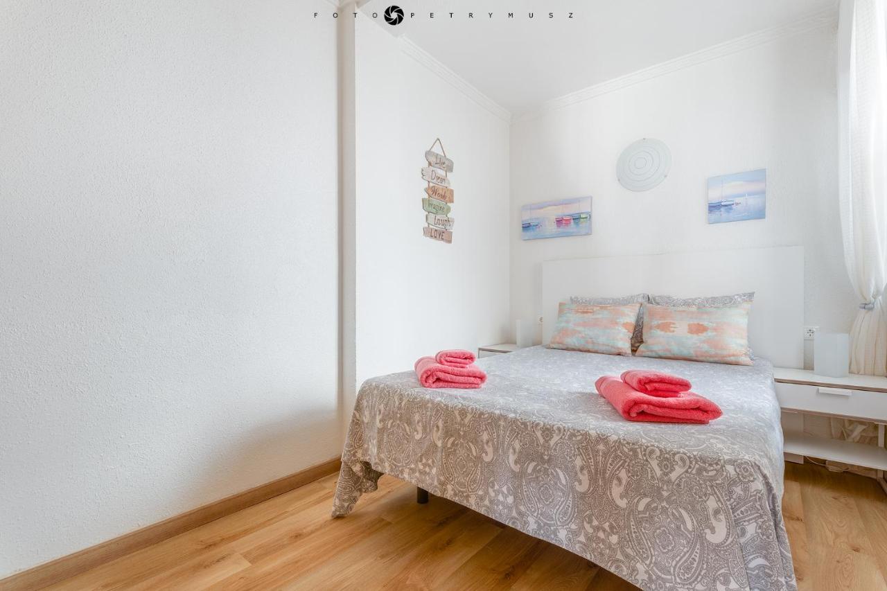 Apartment With Pool & Balcony Less Than 10Min Walk To La Mata Beach! Torrevieja Ngoại thất bức ảnh
